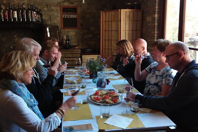 Discover Montalcino through its best productions: Brunello & Saffron!! - The point of this Montalcino tour: Brunello depth, saffron surprise