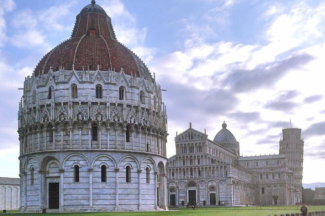 Pisa and Wine Tasting in Tuscany from Livorno - The Real Value: City Icon + Real Tuscan Meal Pairing